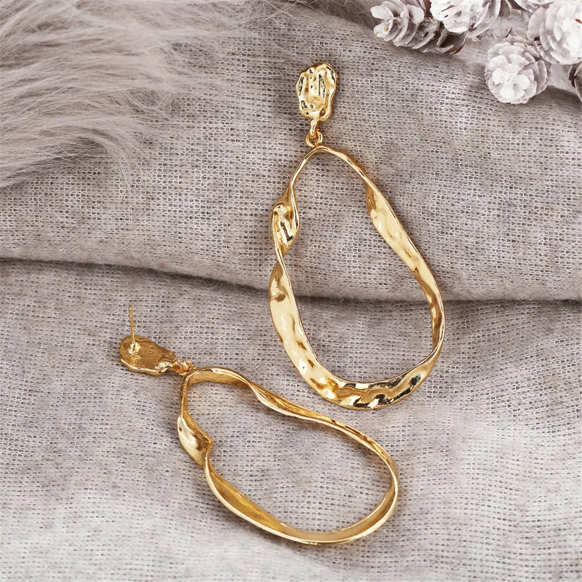 18K Gold-Plated Twisted Teardrop Earring