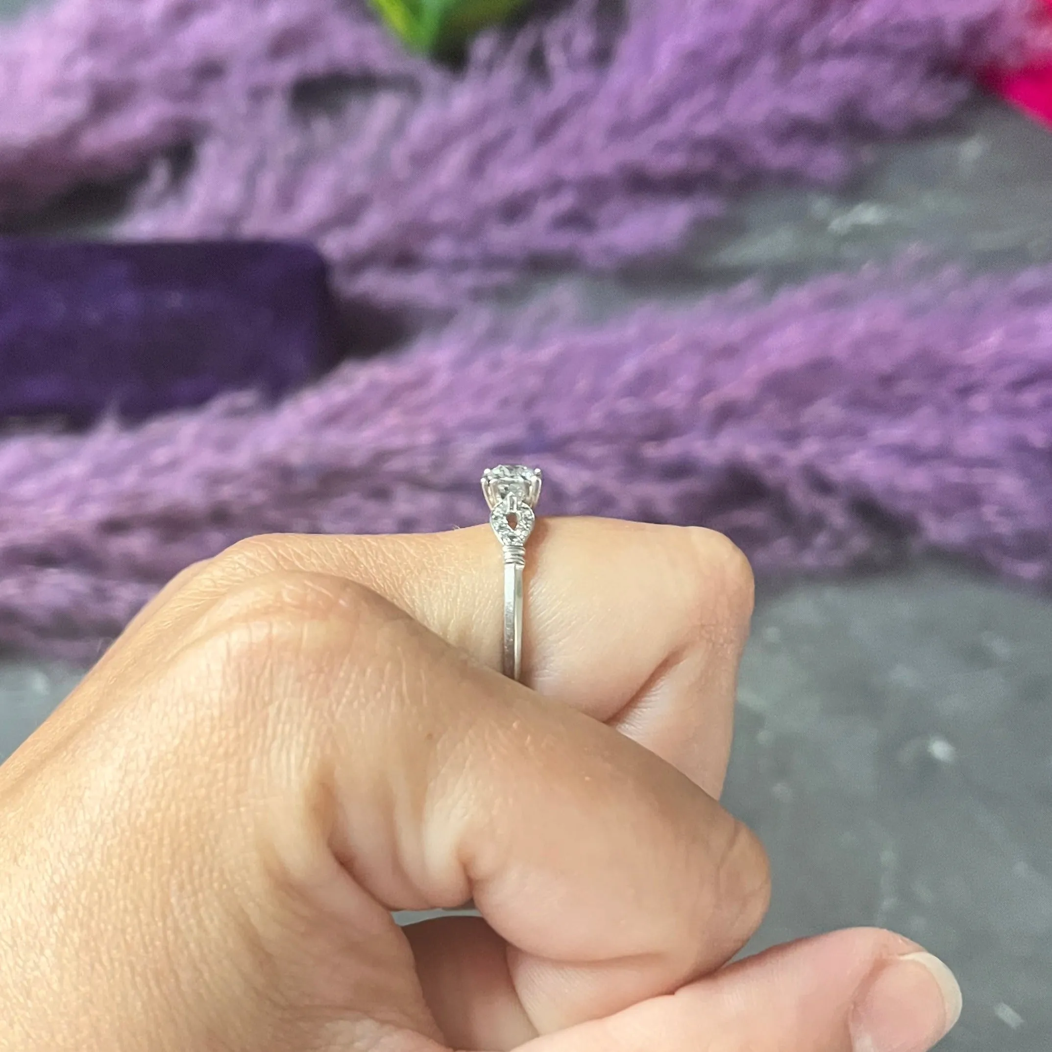 1930's Art Deco 0.90 CTW Diamond Platinum Buckle Engagement Ring
