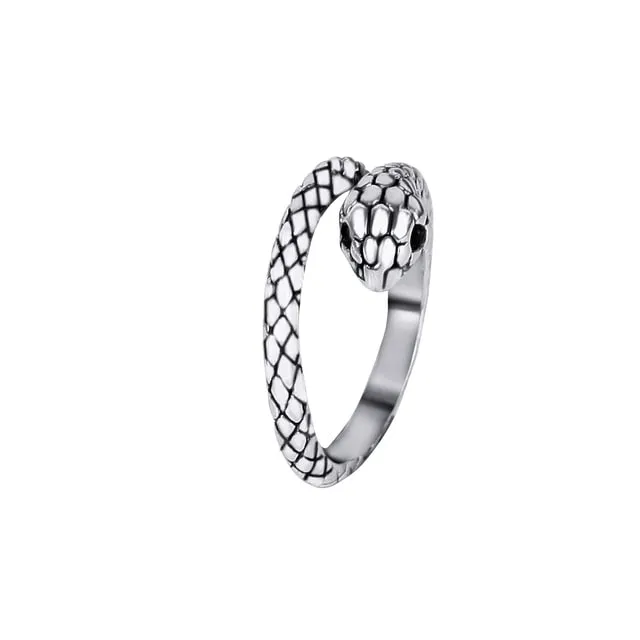1pcs Titanium Steel Eagle Dragon Claw Halloween Skull Ring
