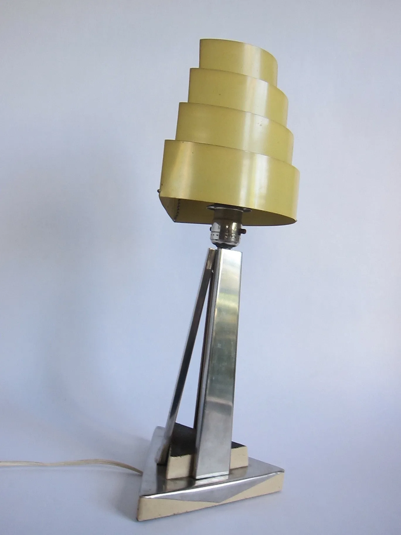 Art Deco Style Table Lamp
