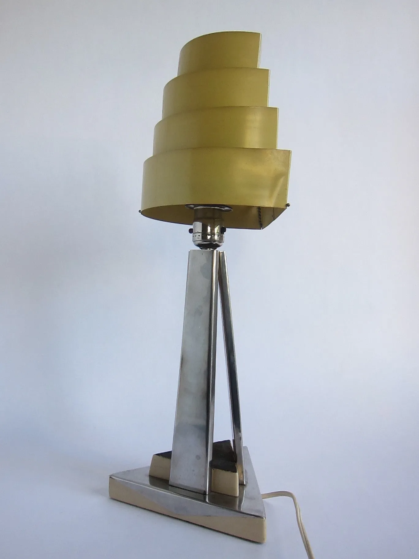 Art Deco Style Table Lamp