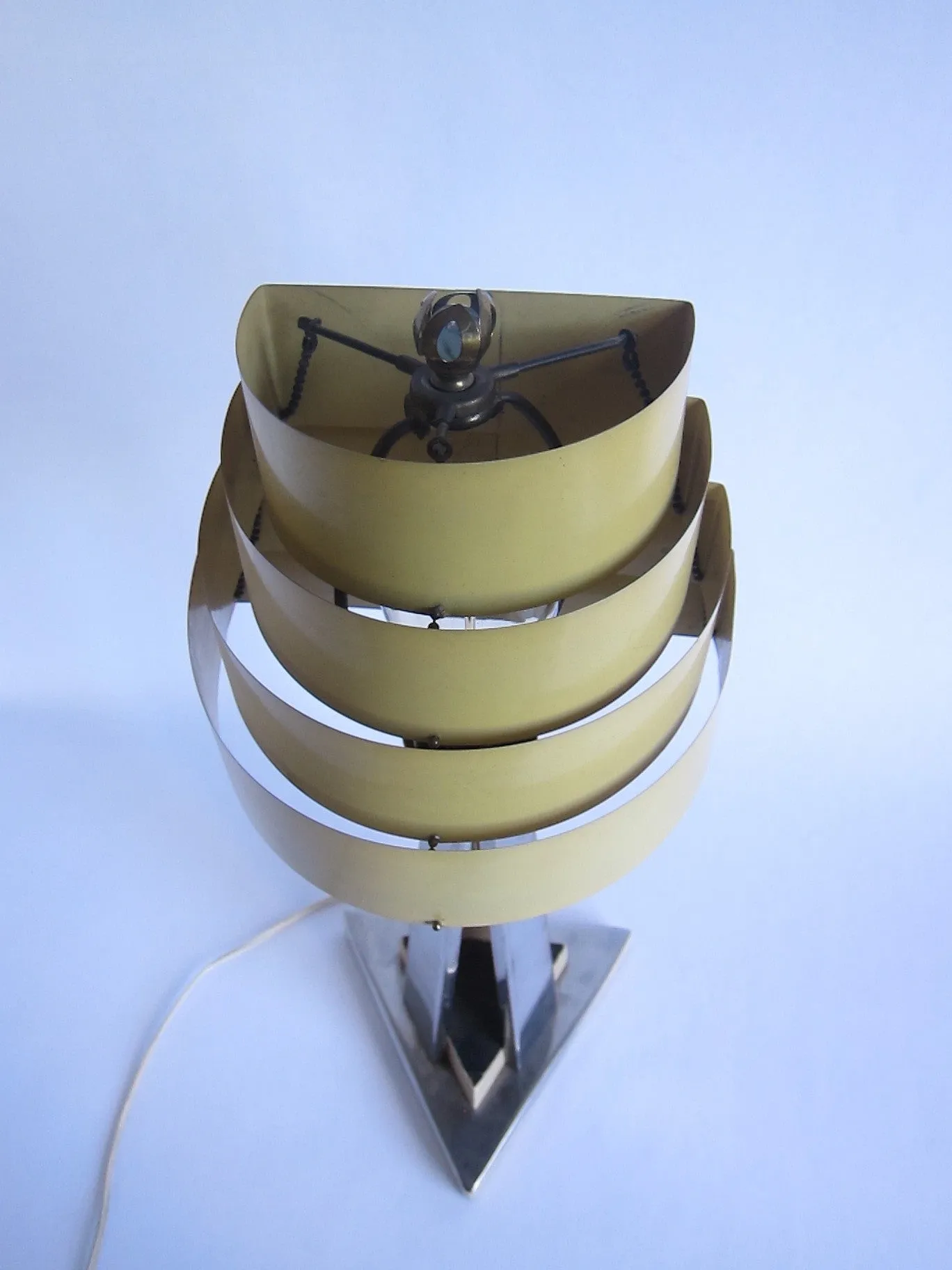 Art Deco Style Table Lamp