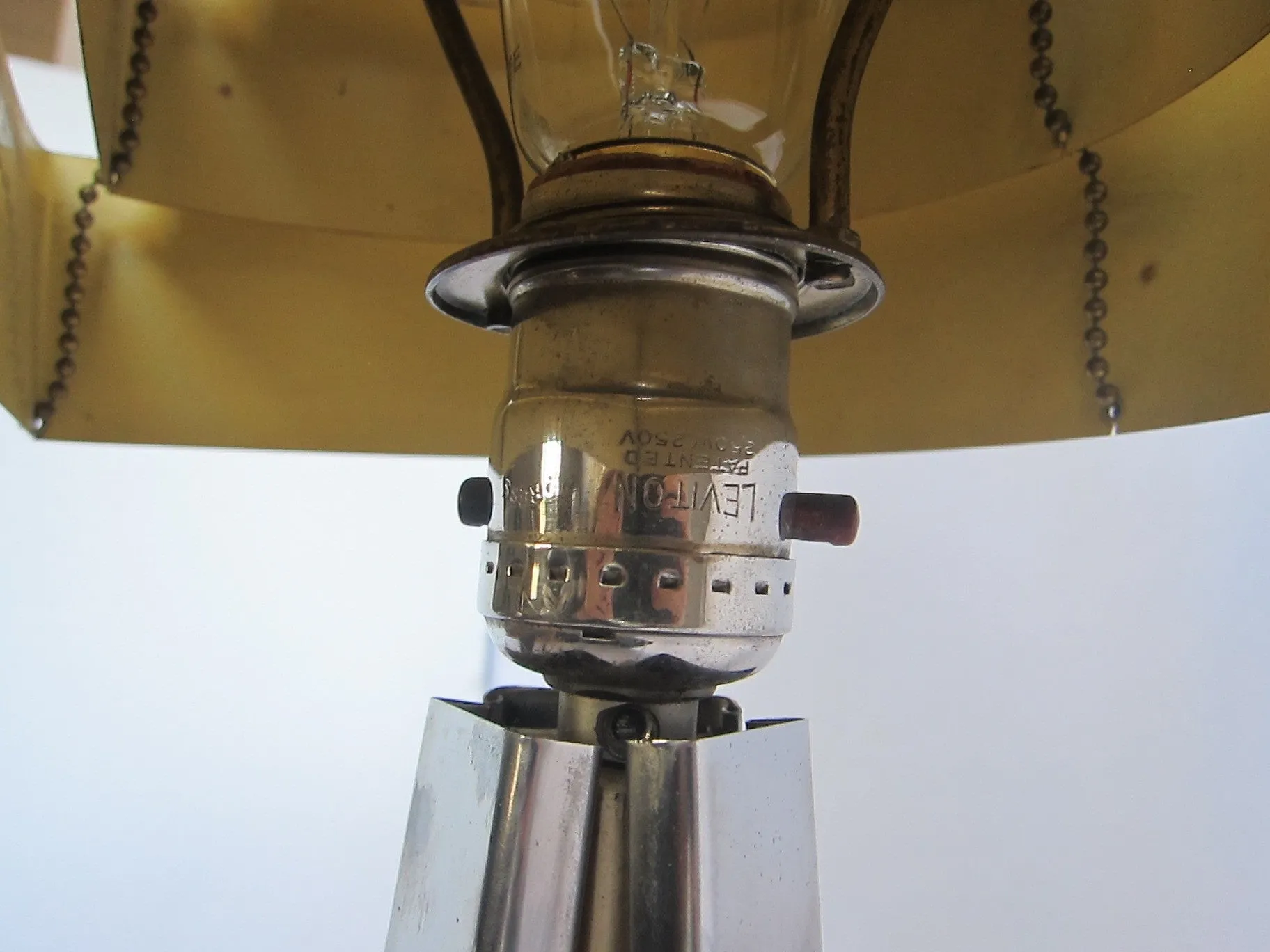 Art Deco Style Table Lamp