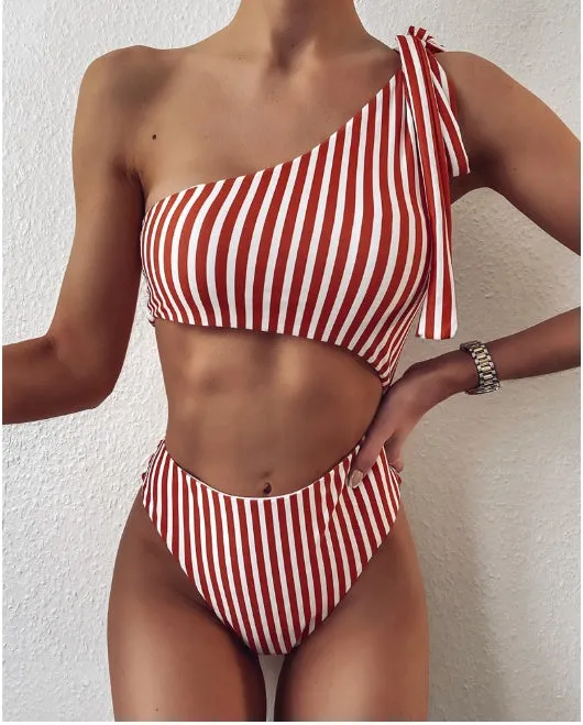 Chic Striped Cut-out One Shoulder One Piece Swimsuit – Trendy & Sexy Beachwear