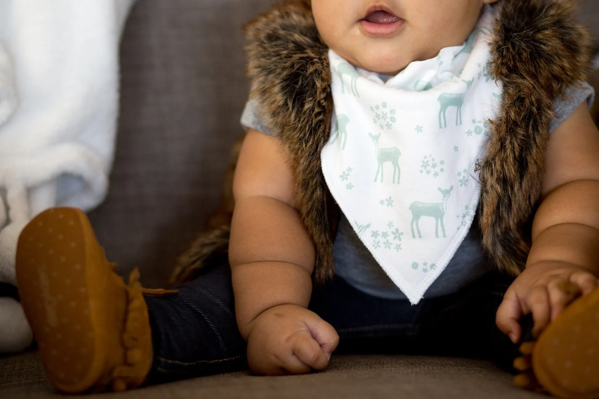 Copper Pearl Fawn Bandana Bib Set