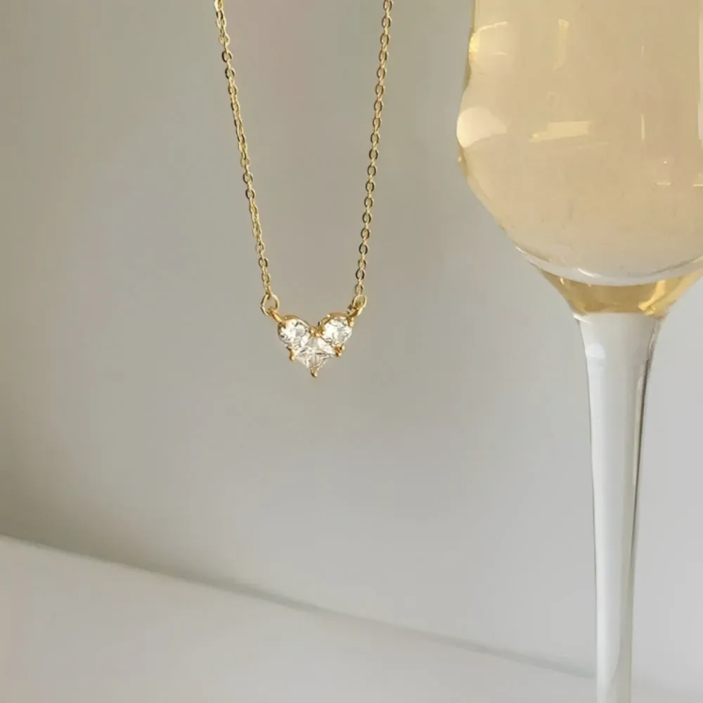 Cordate Shape Pendant With Chain