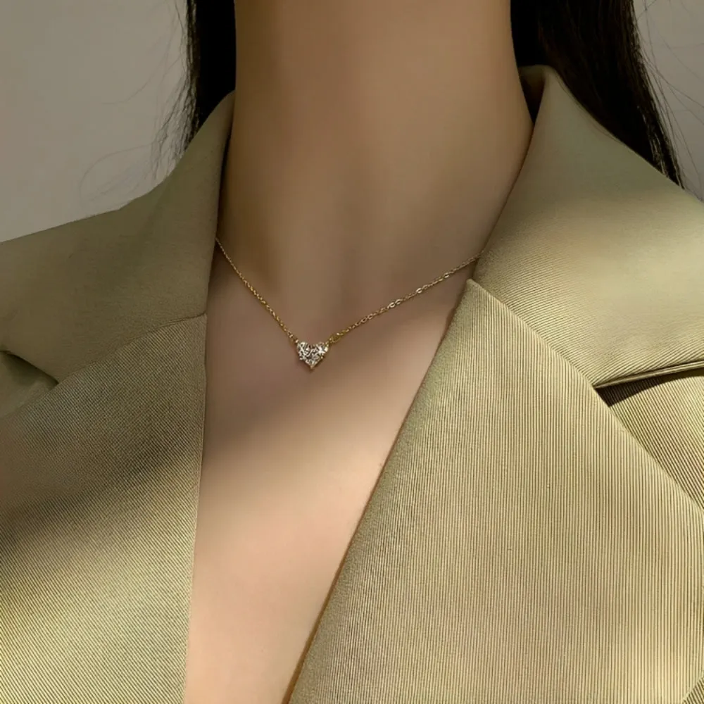 Cordate Shape Pendant With Chain