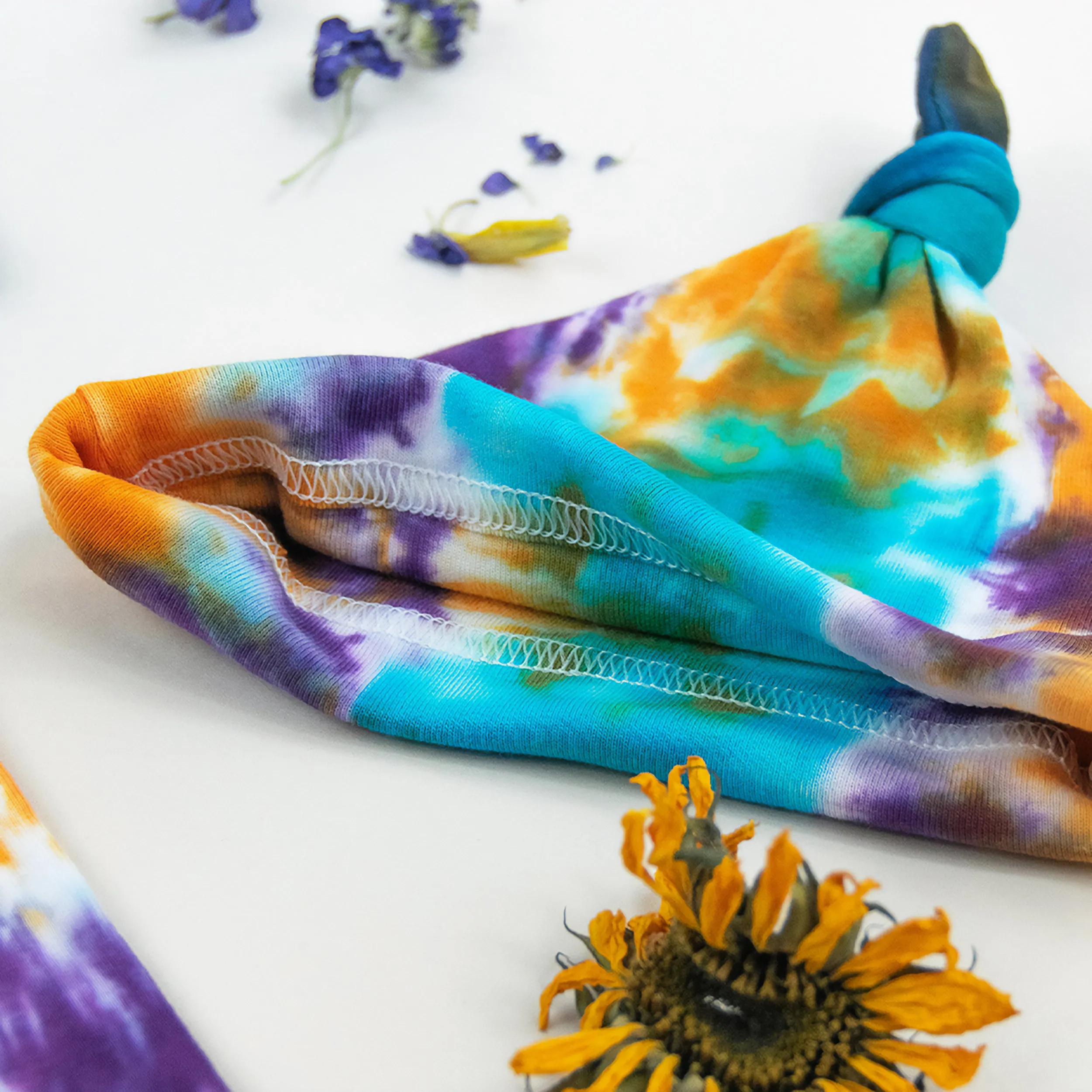 Coventina Organic Tie Dye Baby Bodysuit   Hat