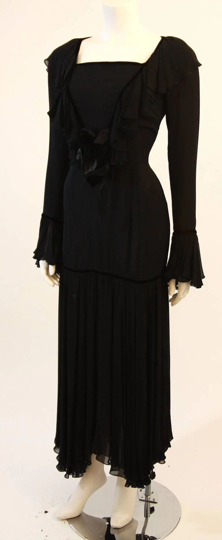 DOLCE & GABBANA Silk and Velvet Trim Dress with Floral Detail Size 40