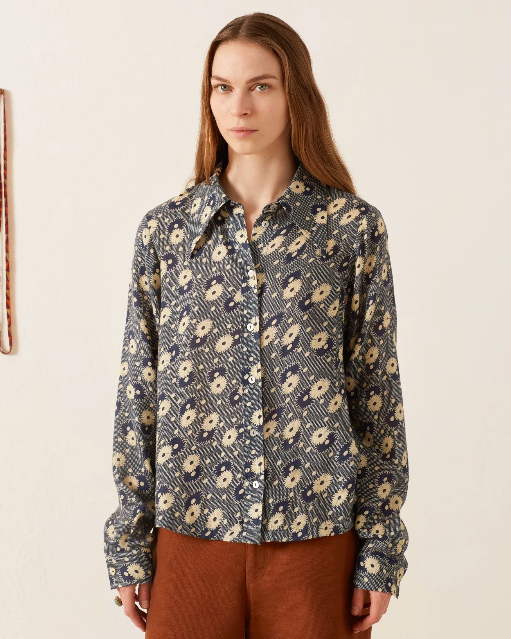 Dolly Navy Daisy Shirt