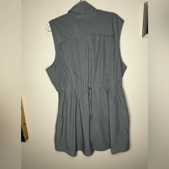 Duluth Trading Co Gray Sleeveless Vest with Mandarin Collar 2X