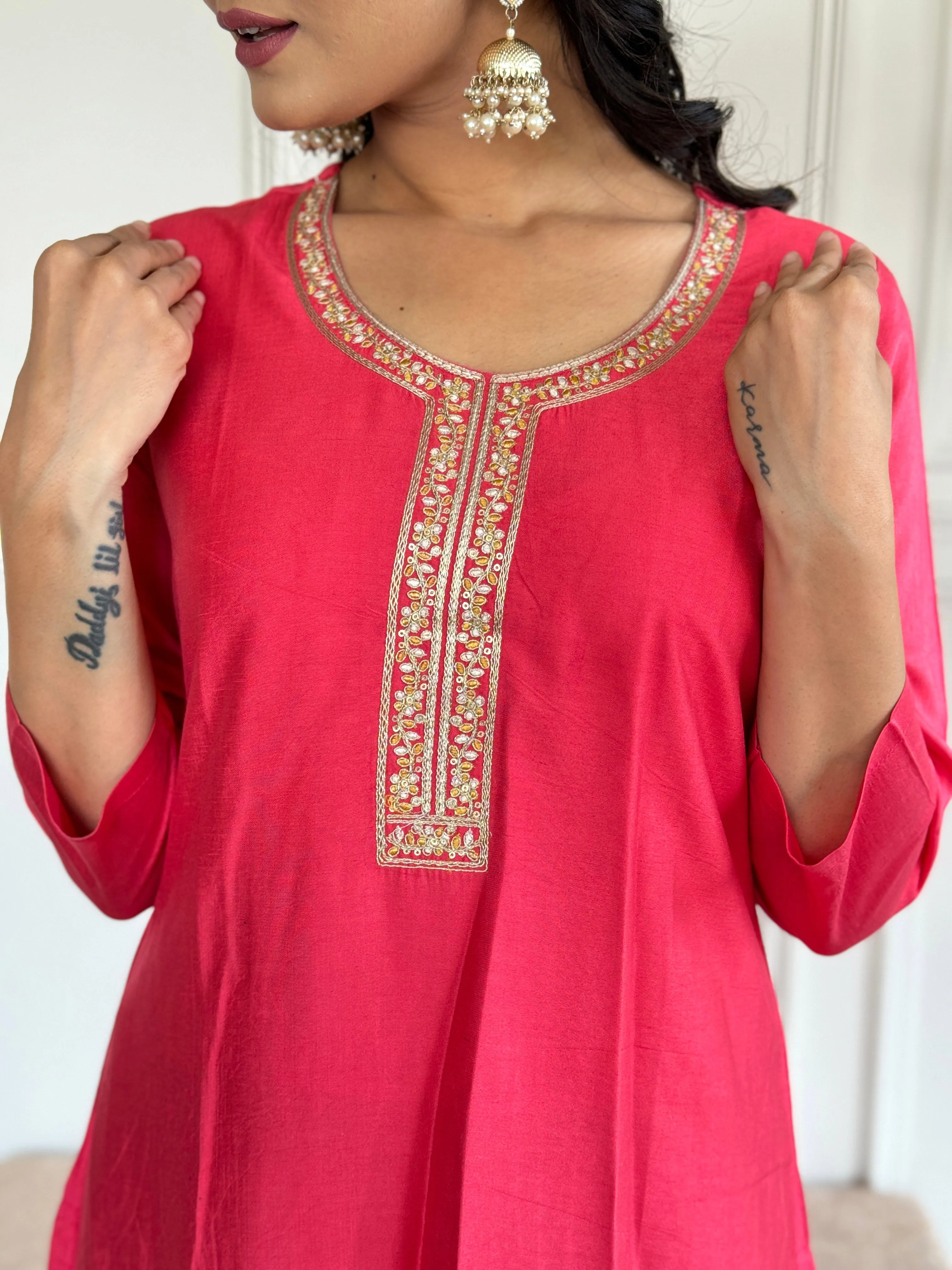 FRILLFIT : Graceful Rani Pink Embroidered Kurti Set – Festive &amp; Party Wear
