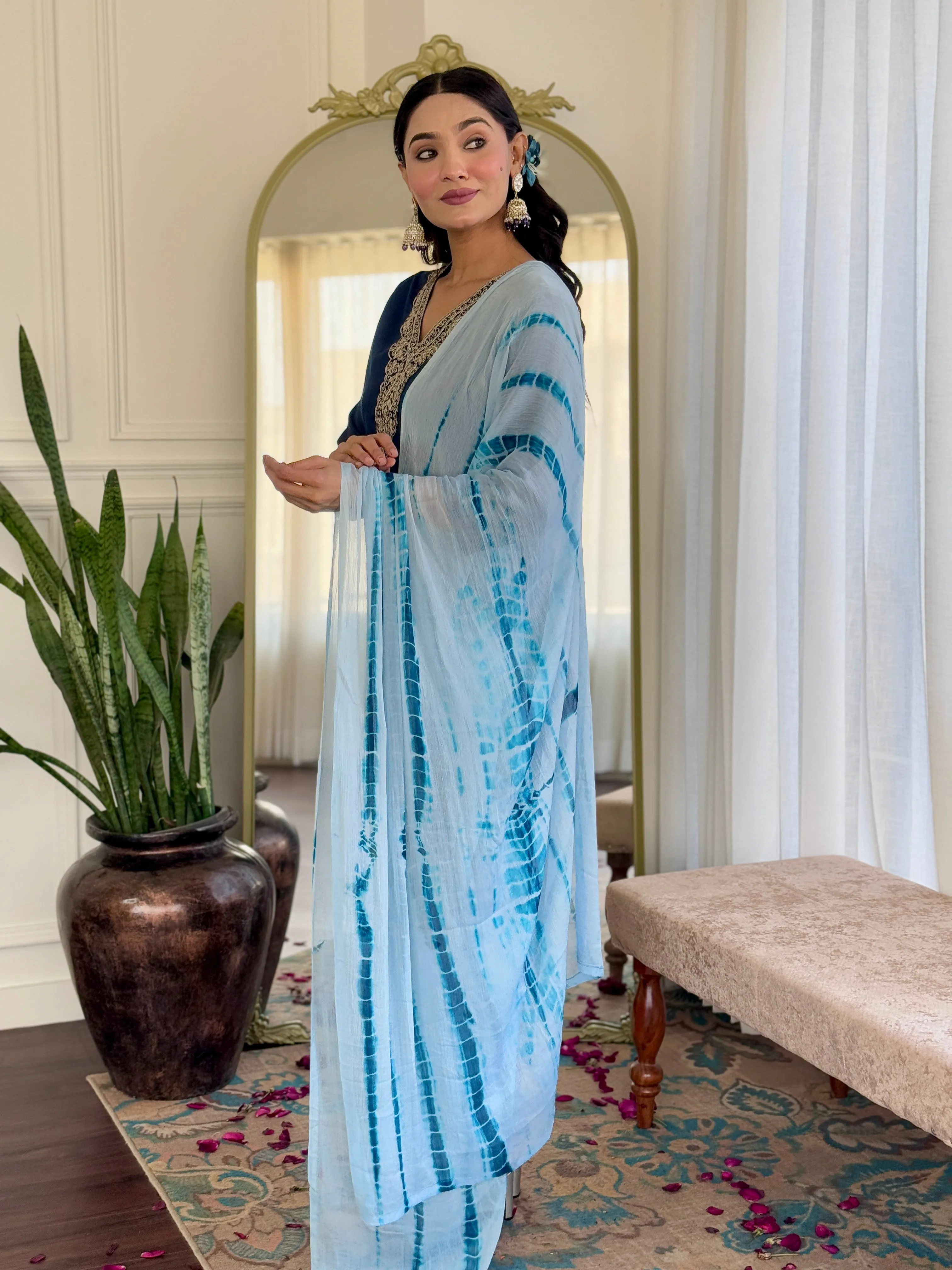 FRILLFIT : Tie-Dye Kurti Set with Embroidered Neckline