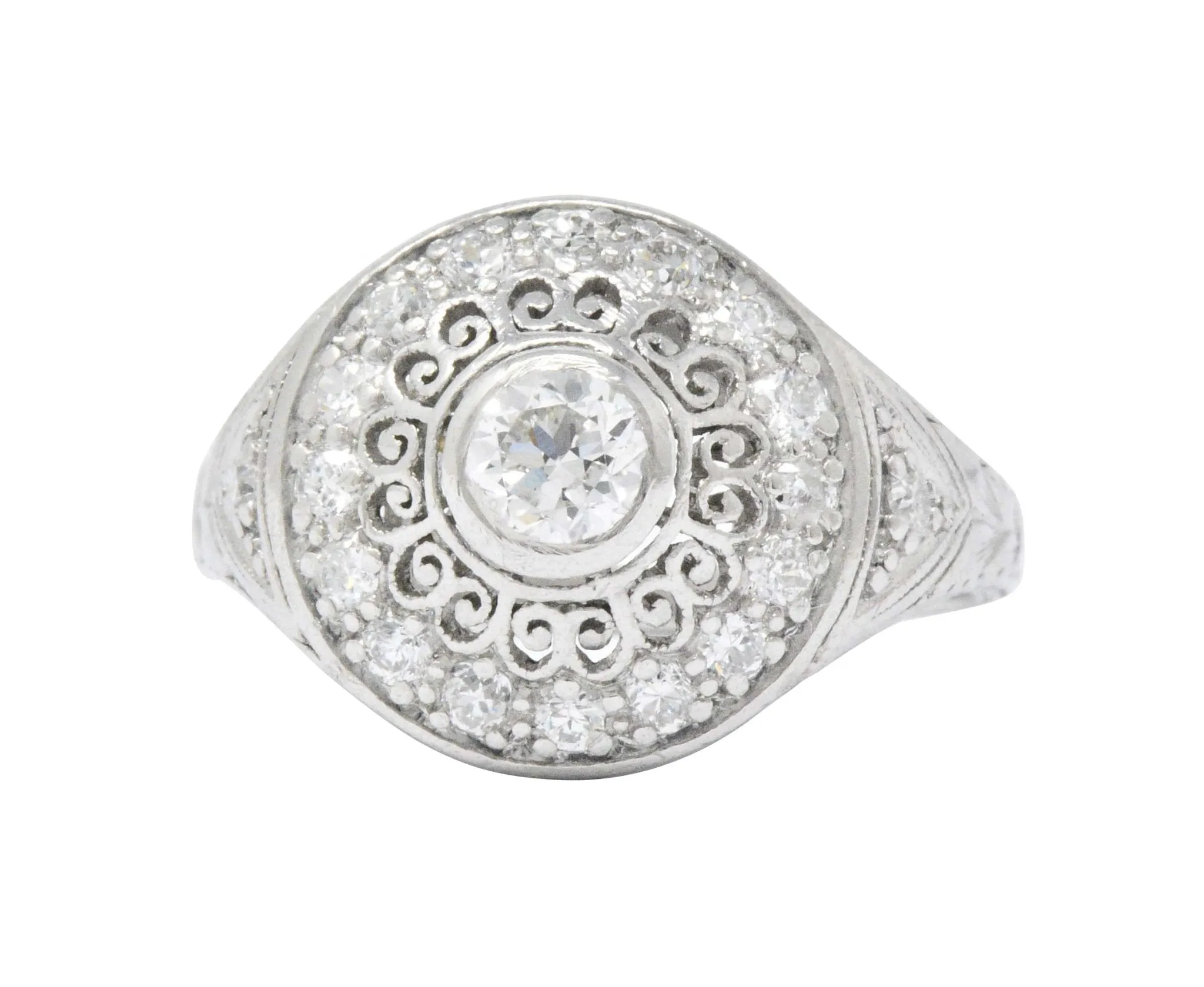 Graceful Art Deco 0.90 CTW Diamond Platinum Filigree Halo Engagement Ring