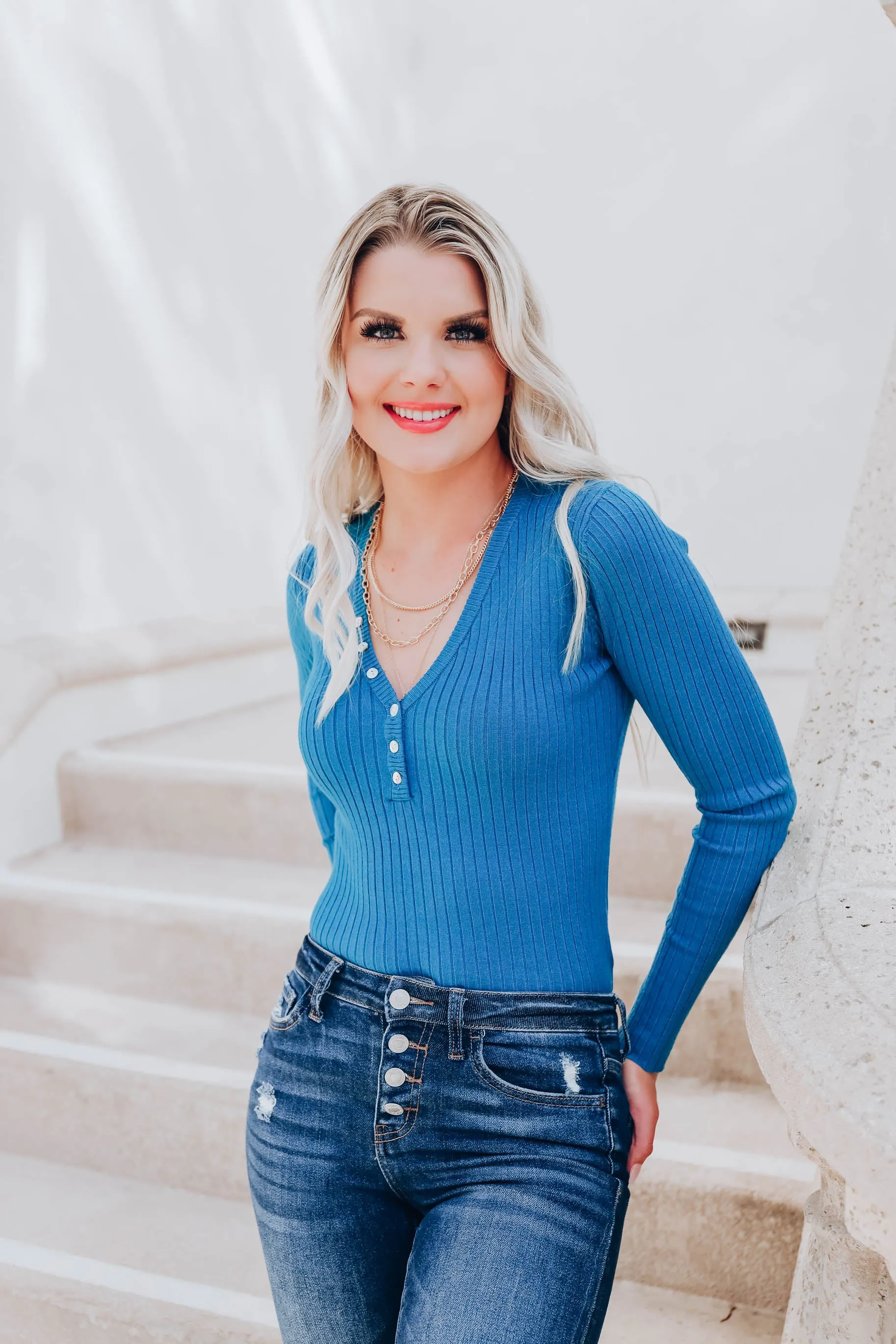 Graceful Silhouette Top - Teal