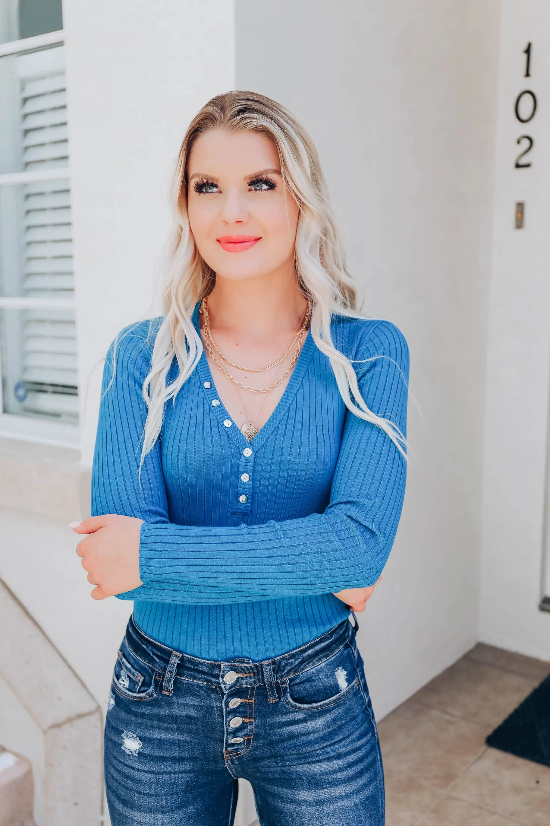 Graceful Silhouette Top - Teal