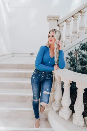 Graceful Silhouette Top - Teal