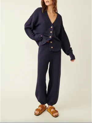 Hailee Cardi Set Peacock