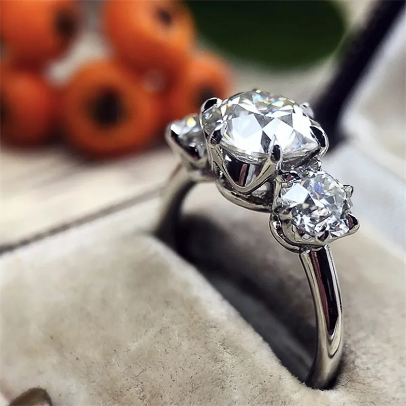 Huitan Silver Color/Gold Color/Two Tone Women&#39;s Cubic Zirconia Rings Luxury Fashion Engagement Wedding Accessory Trendy Jewelry