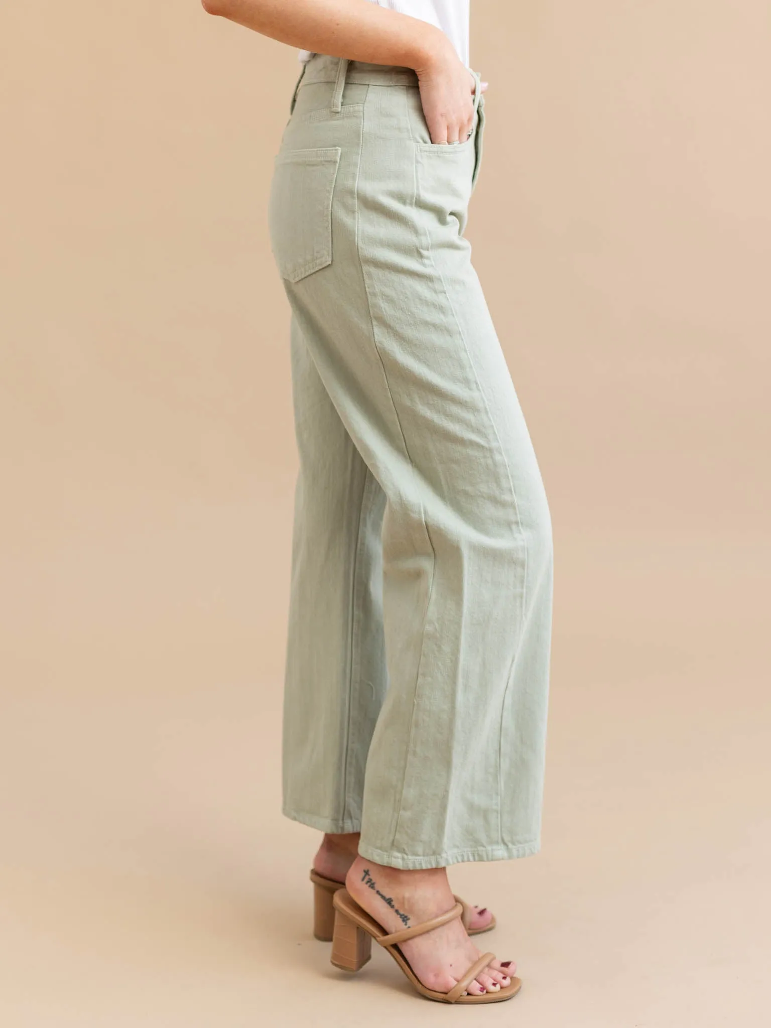 Just Black Eucalyptus Barrel Jean Twist