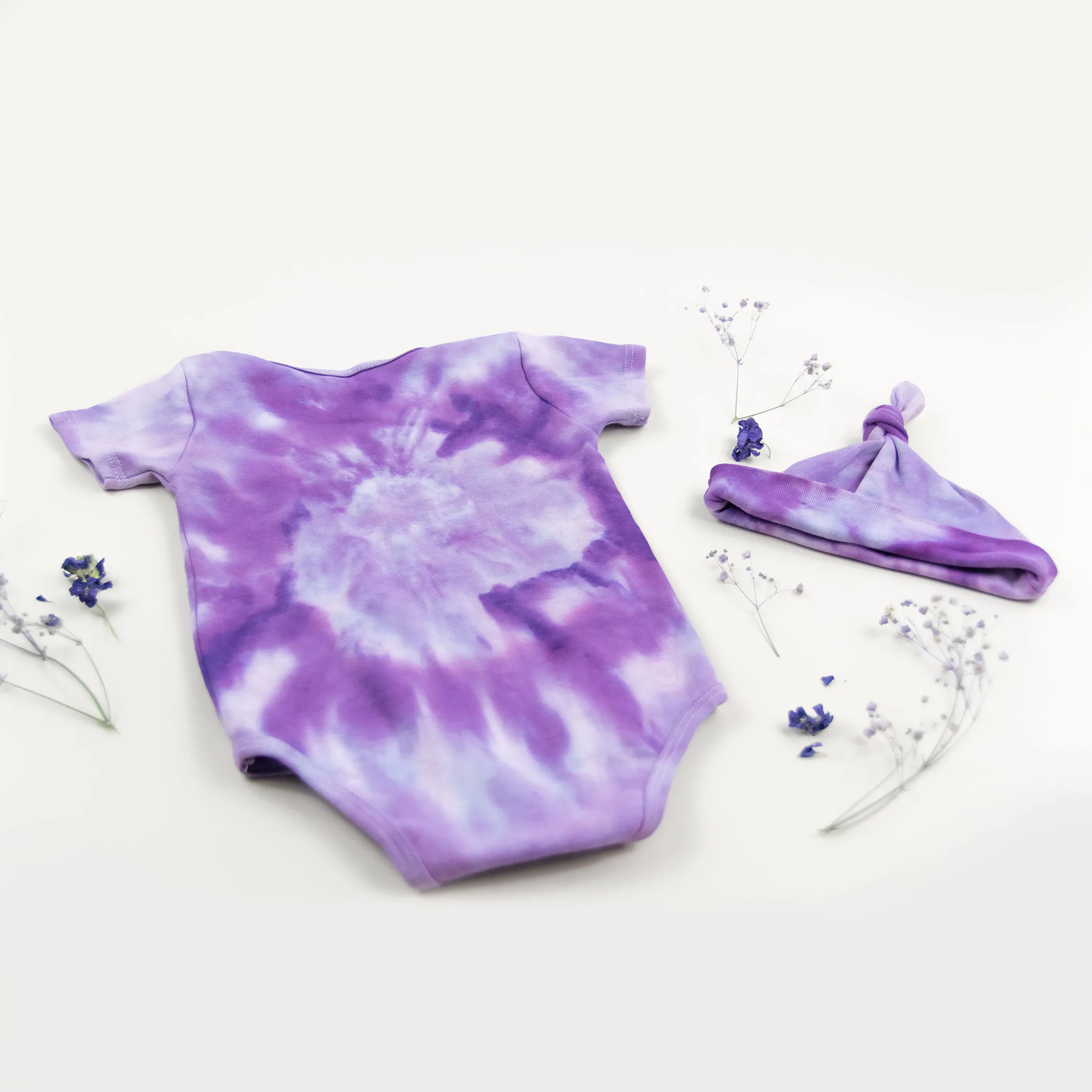 Lada Organic Tie Dye Baby Bodysuit   Hat