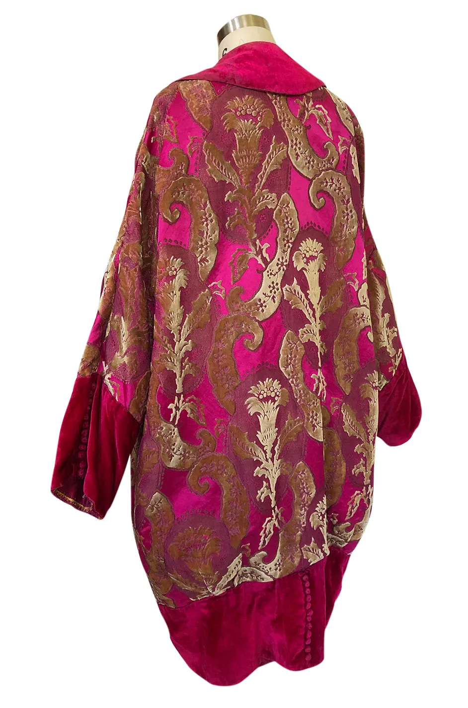 Late Teens Early 1920s Hot Pink Gold Cut Velvet Silk Brocade Flapper Coat