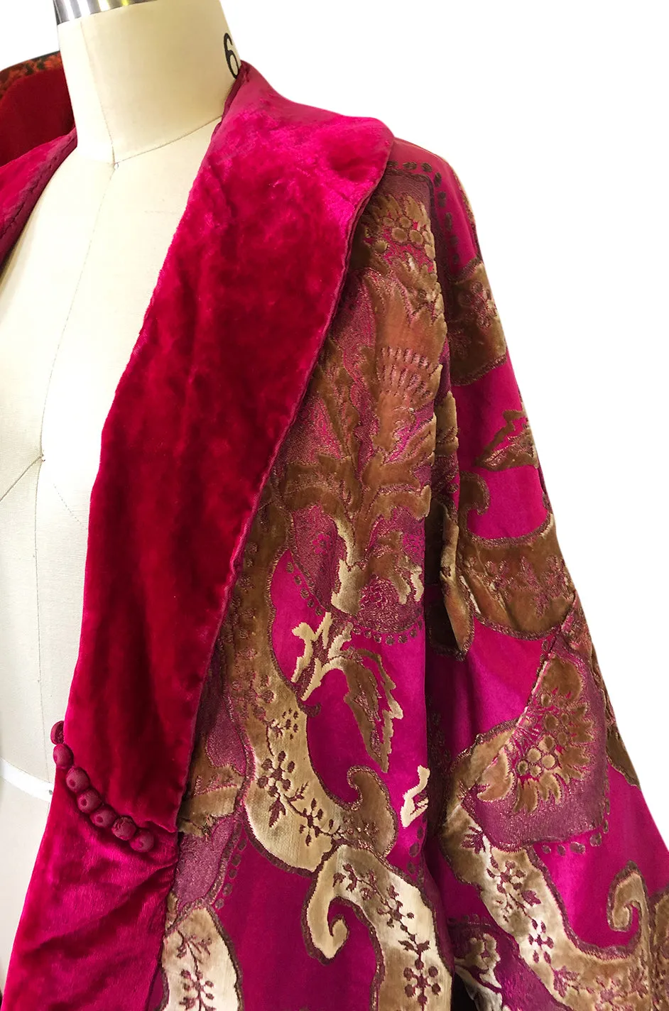 Late Teens Early 1920s Hot Pink Gold Cut Velvet Silk Brocade Flapper Coat