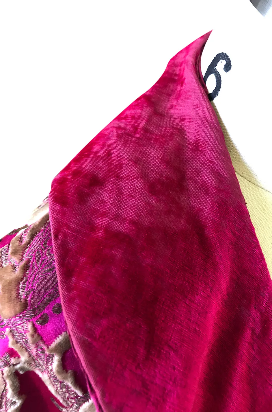 Late Teens Early 1920s Hot Pink Gold Cut Velvet Silk Brocade Flapper Coat