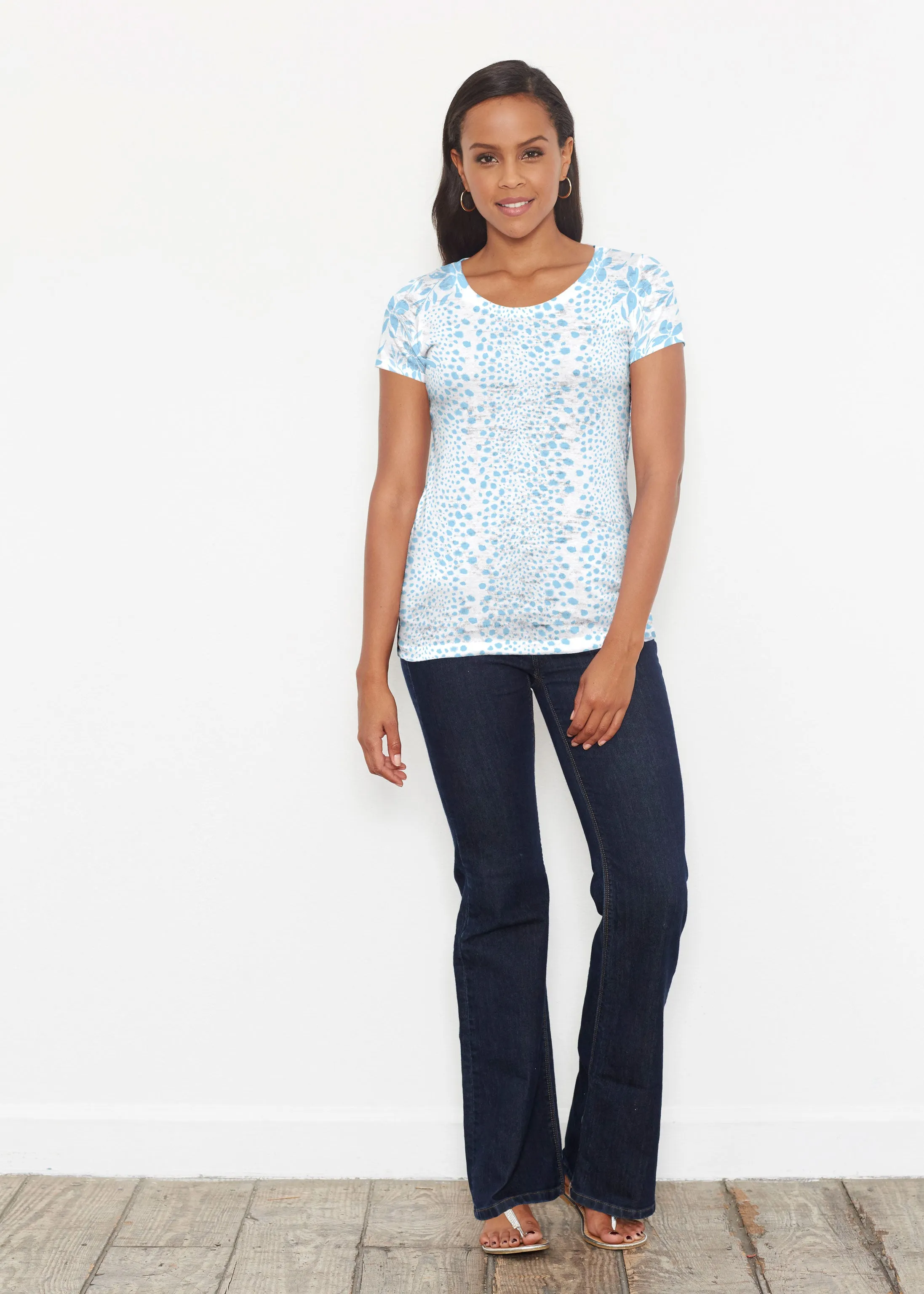 Leopard Rose Aqua (8028) ~ Short Sleeve Scoop Shirt