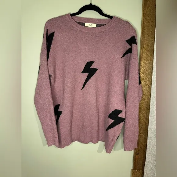 Mauve Crew Neck Sweater with Black Lightning Bolt Design