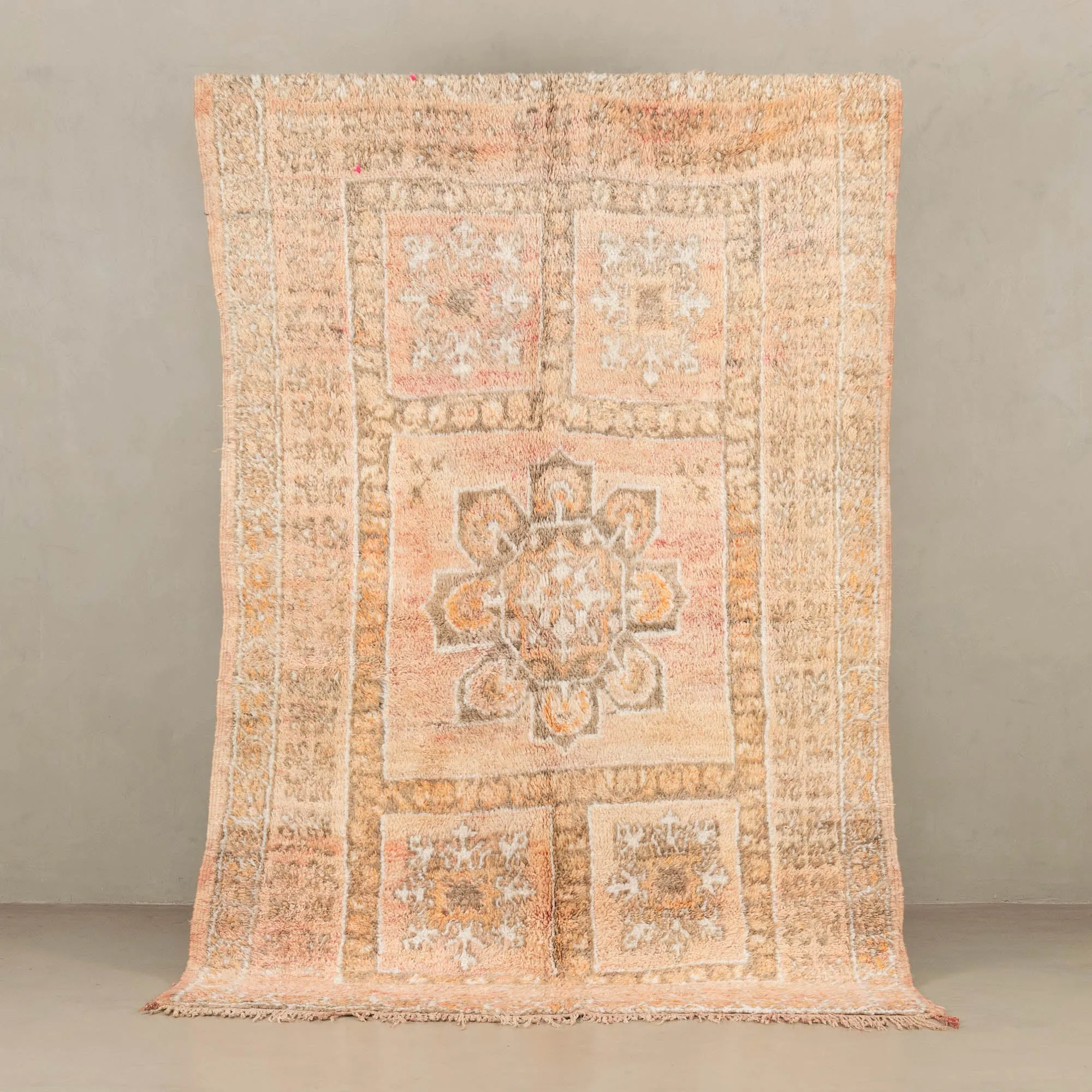 Maymouna - vintage boujad rug