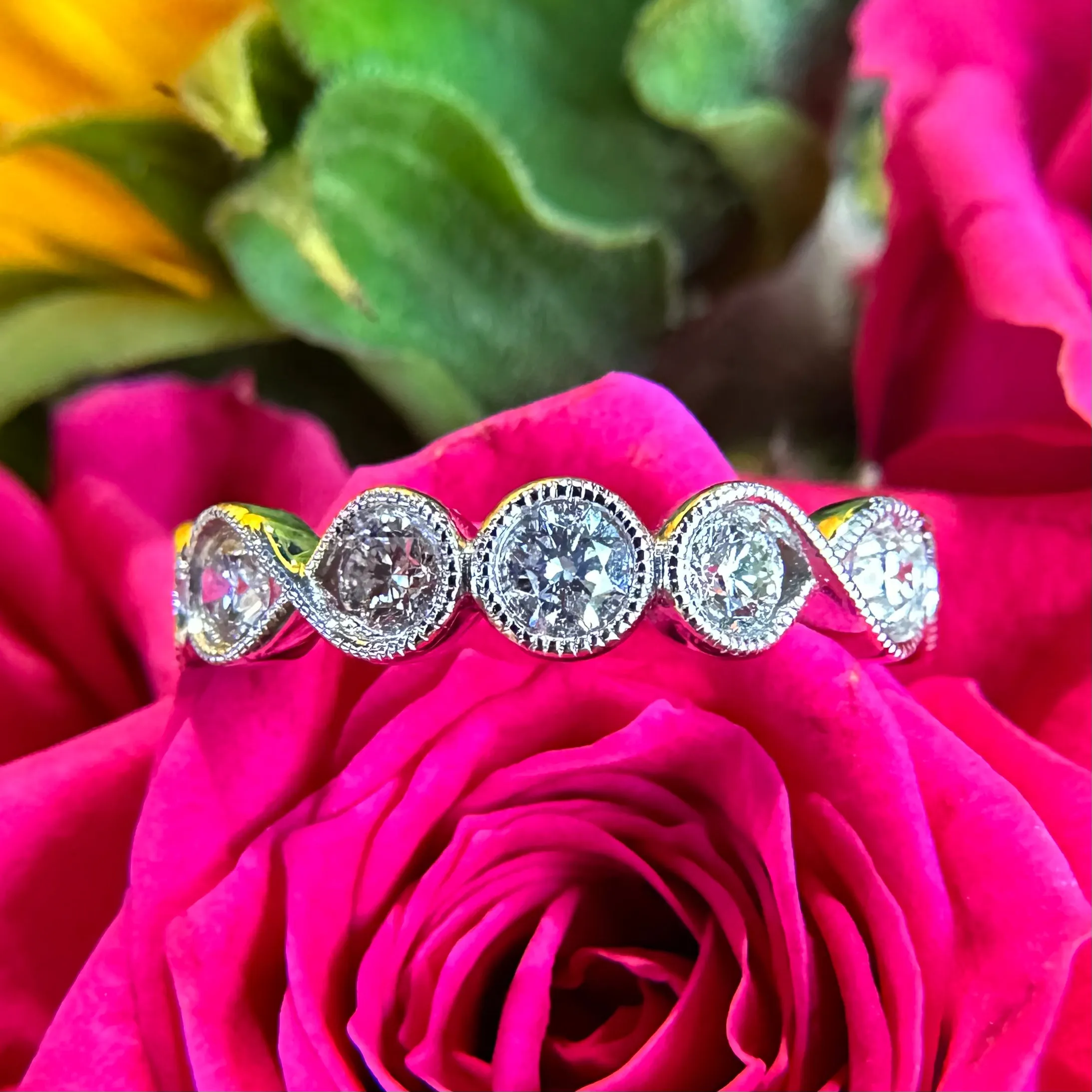Milgrain Infinity 14K White Gold Wedding Band Ring