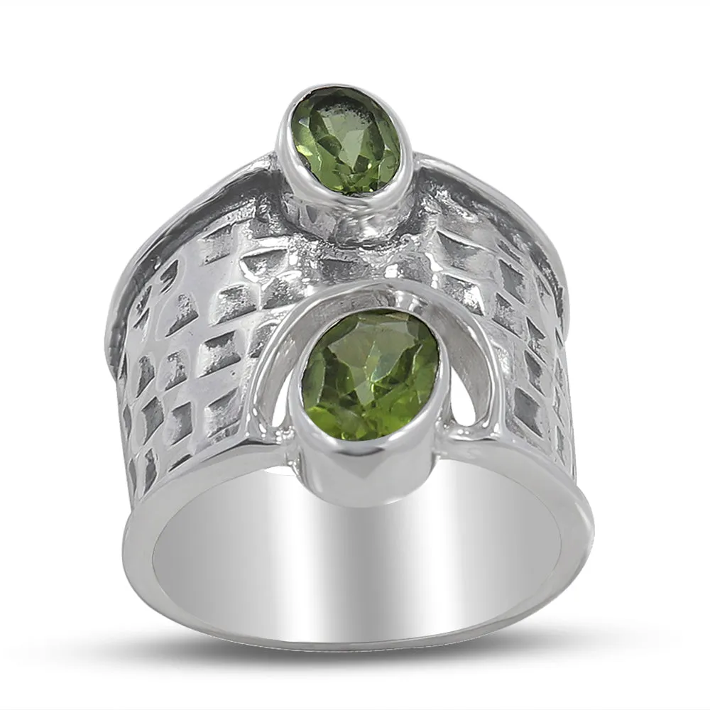 Natural Vintage Style Peridot Silver Ring