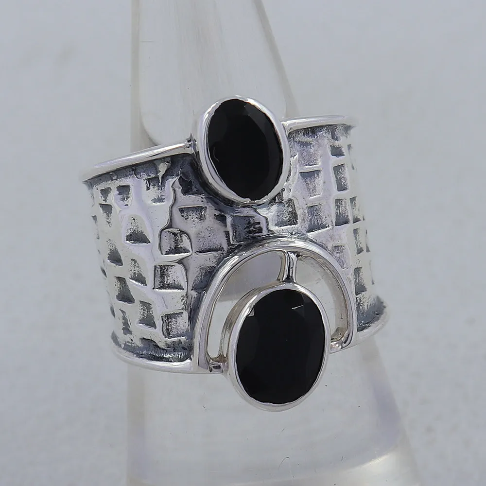 Natural Vintage Style Peridot Silver Ring