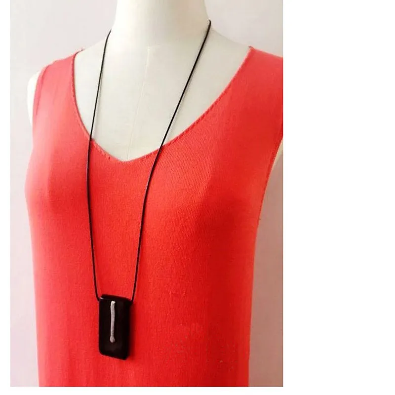 Necklace with Rectangle Shape Wooden Pendant