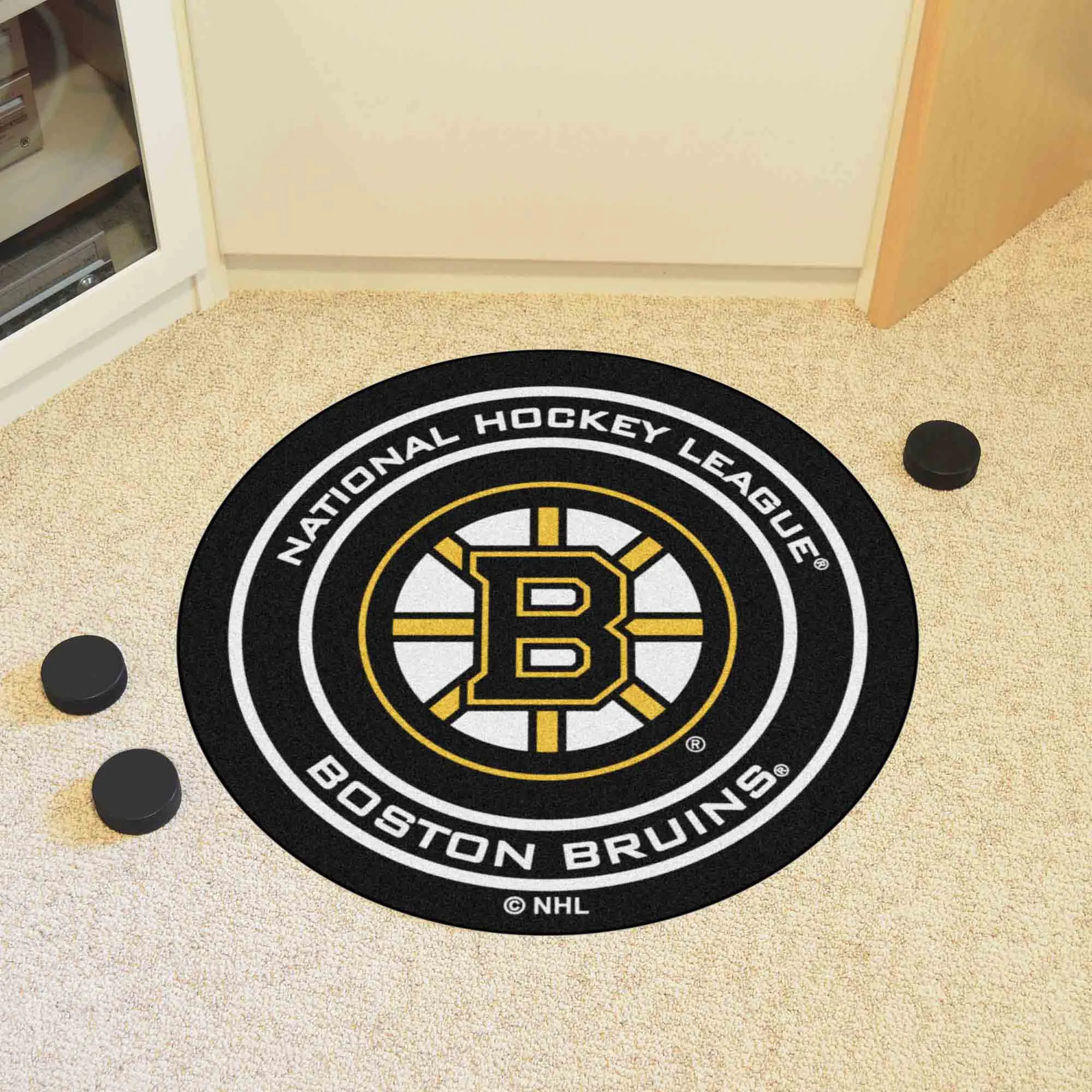 NHL - Boston Bruins Puck Mat