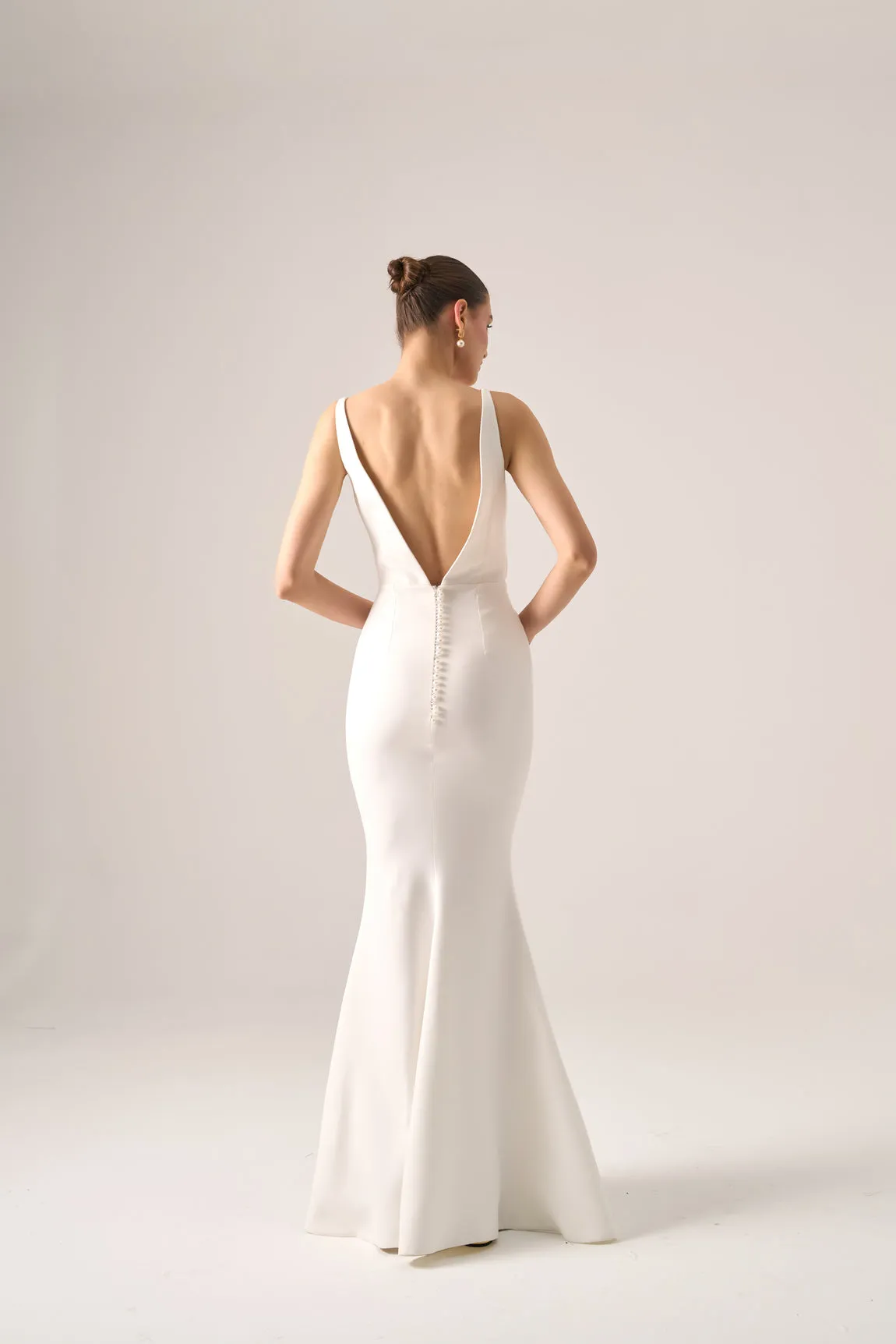 Nino crepe gown