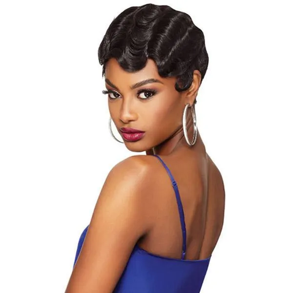 Outre Quick Weave Synthetic Full Cap Extreme Side Part Complete Cap Wig - BETTY