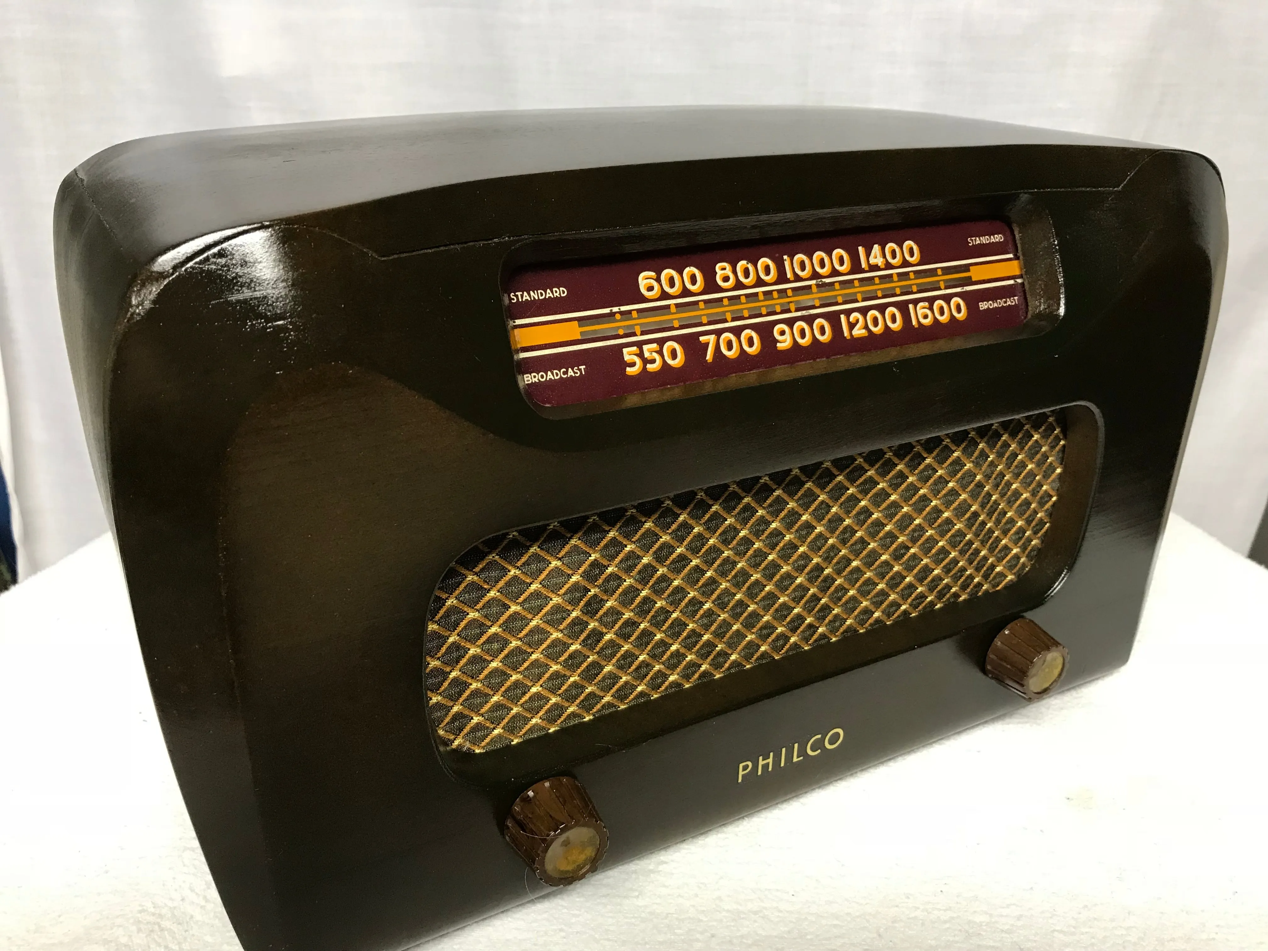 Philco 1946 model 65 Tube Radio With Bluetooth input.