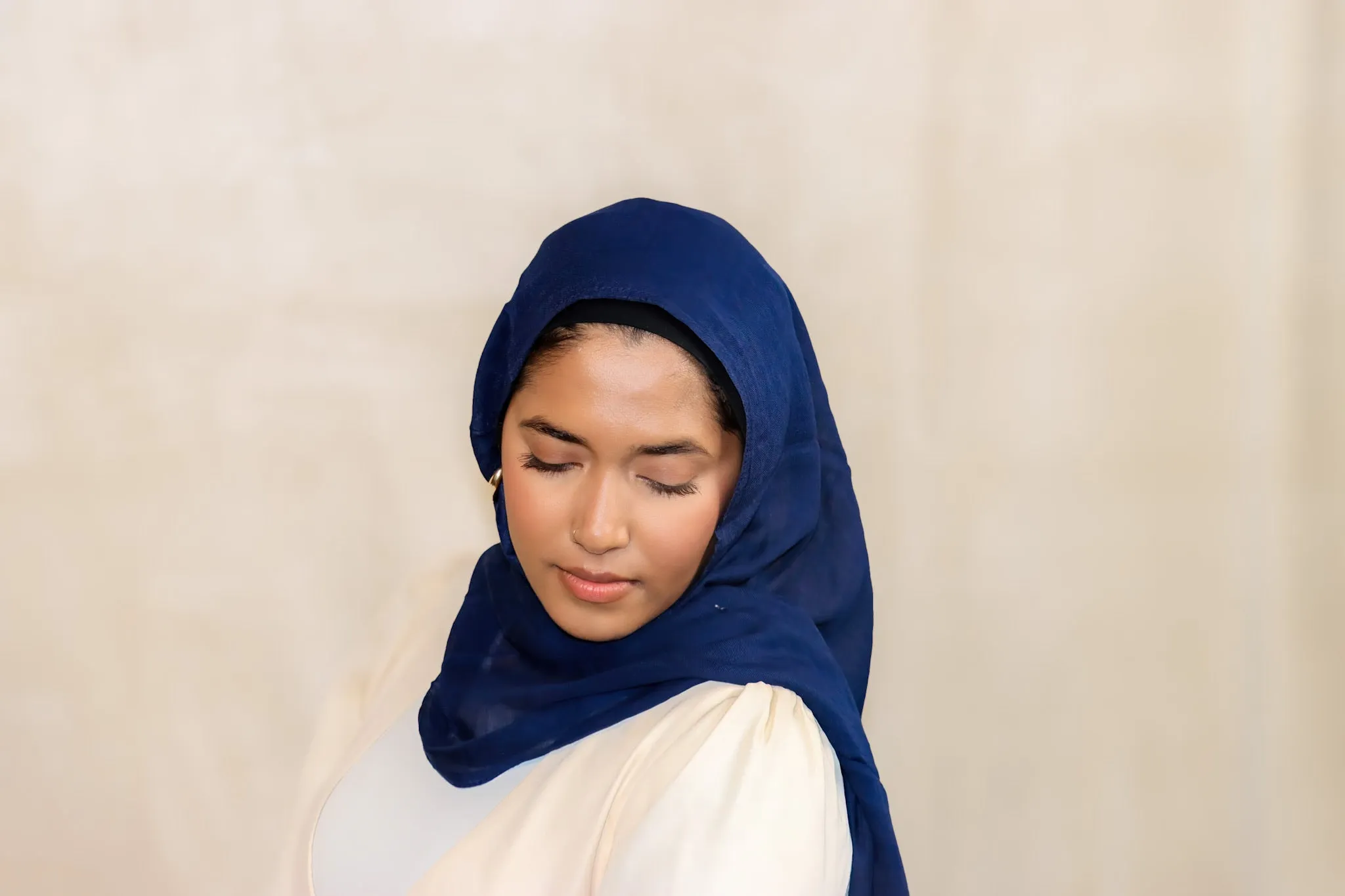 Premium Modal Navy Hijab