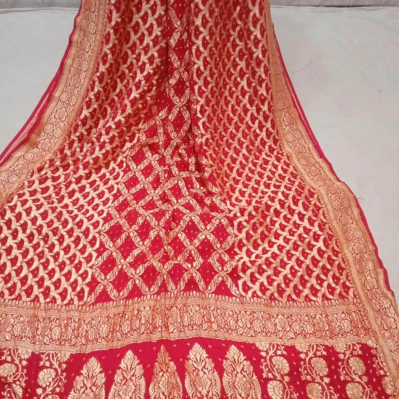 Pure Banarasi Khaddi Chiffon Georgette bandhini print Saree