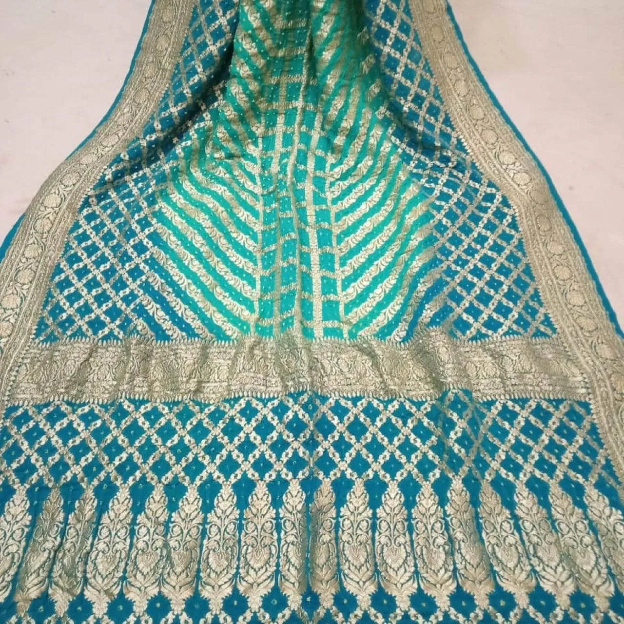 Pure Banarasi Khaddi Chiffon Georgette bandhini print Saree