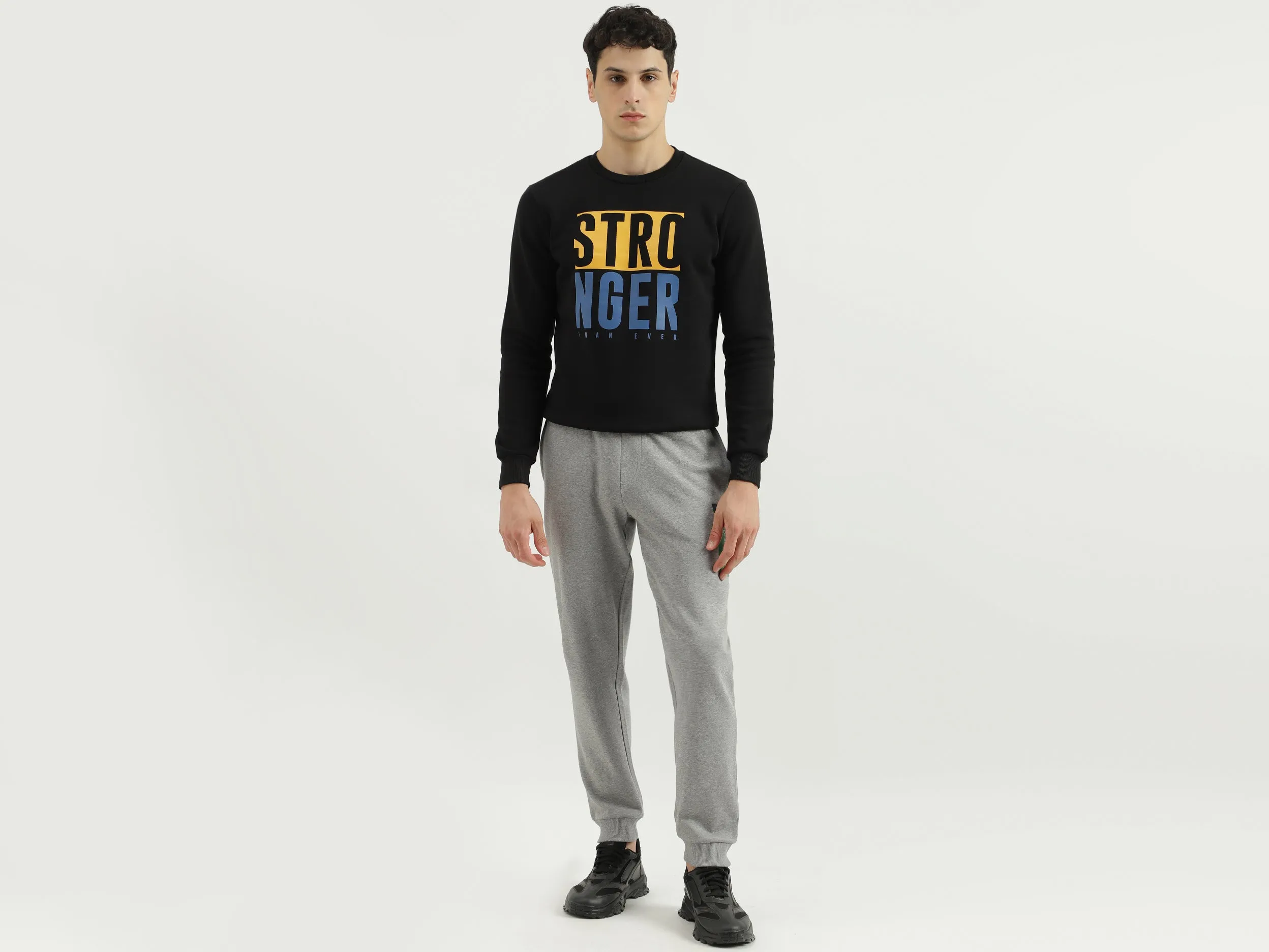 Regular Fit Round Neck Graphic Sweatshirt
