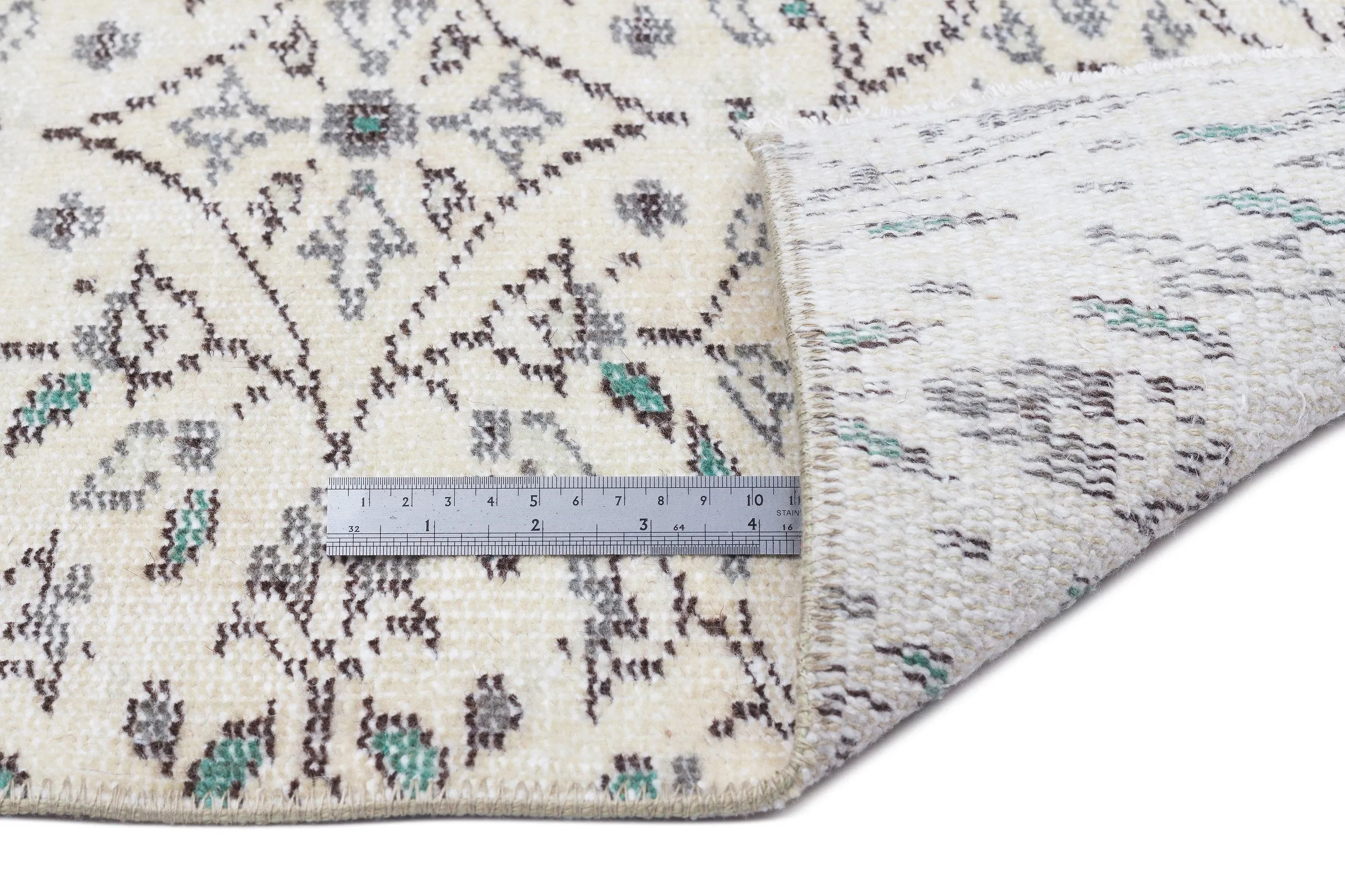 Retro Design Beige Over Dyed Vintage Rug 5'4'' x 8'6'' ft 163 x 259 cm
