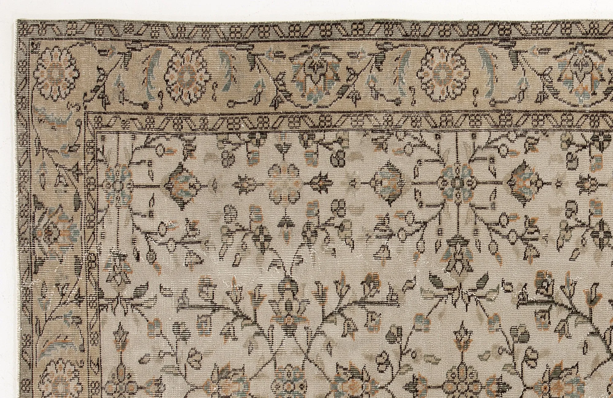 Retro Design Beige Over Dyed Vintage Rug 5'5'' x 9'0'' ft 164 x 275 cm
