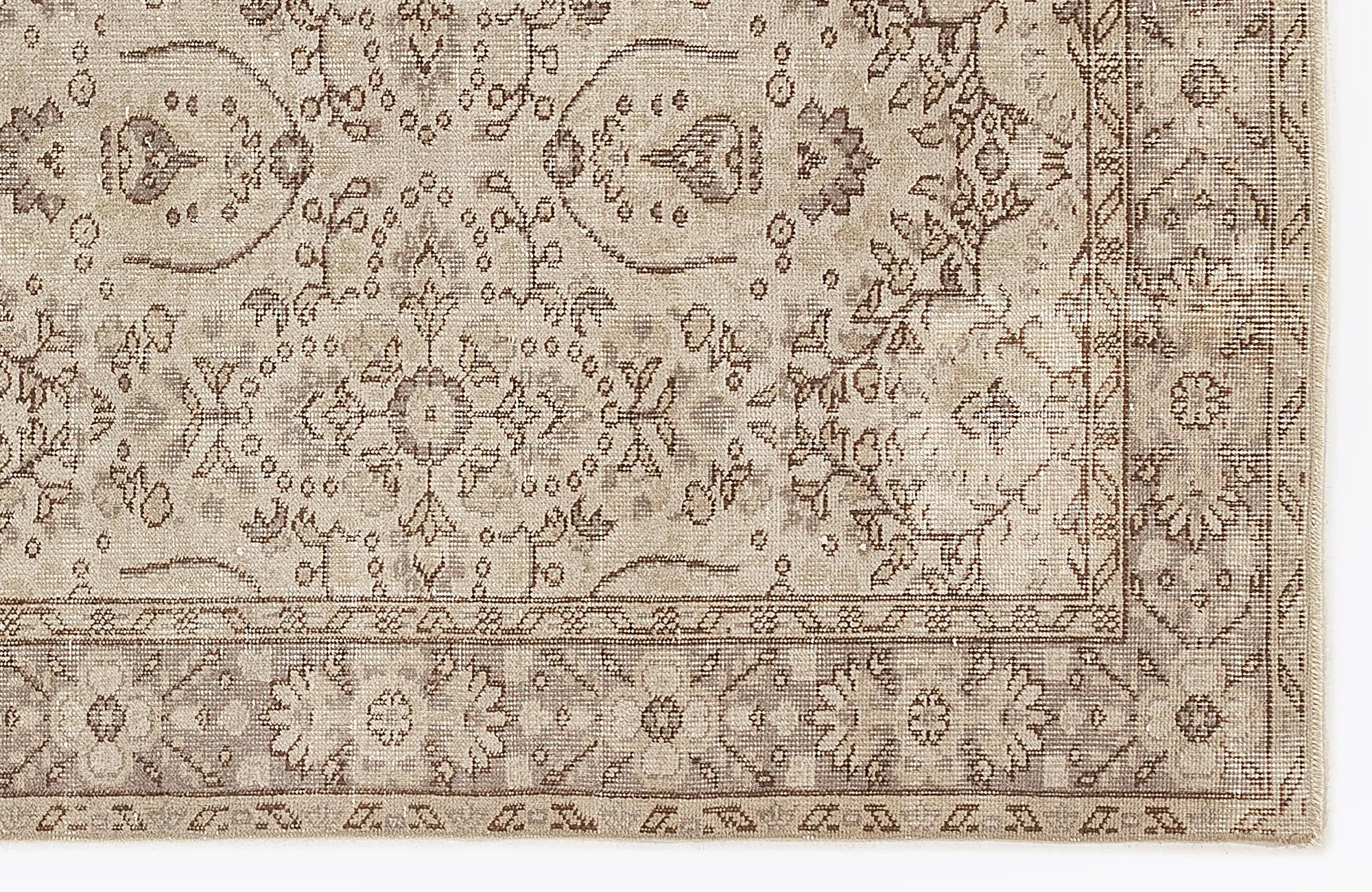 Retro Design Beige Over Dyed Vintage Rug 5'7'' x 9'7'' ft 170 x 292 cm