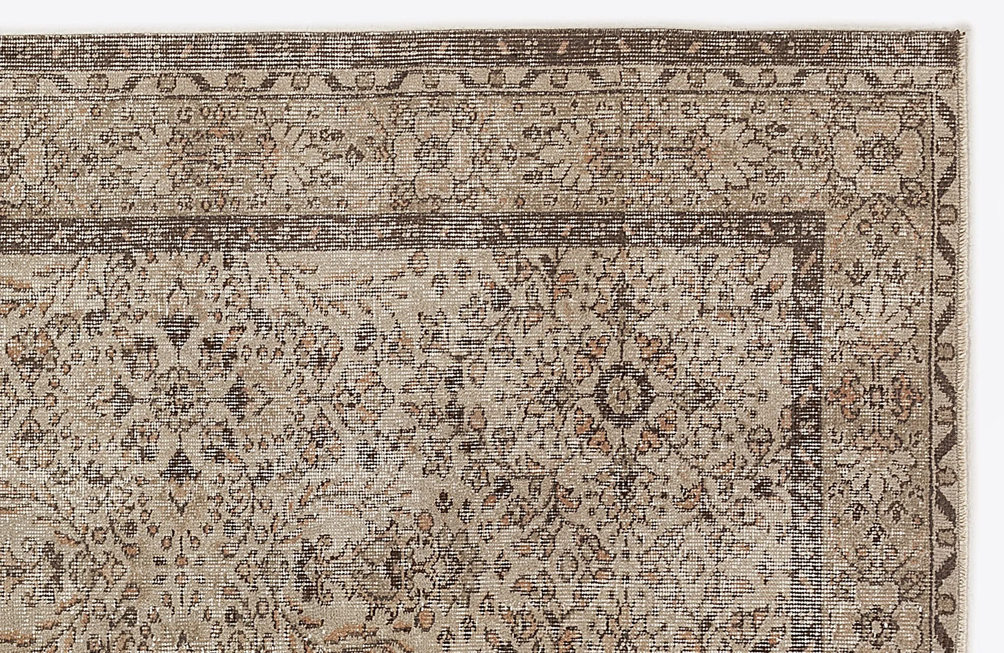Retro Design Beige Over Dyed Vintage Rug 5'8'' x 9'1'' ft 173 x 278 cm