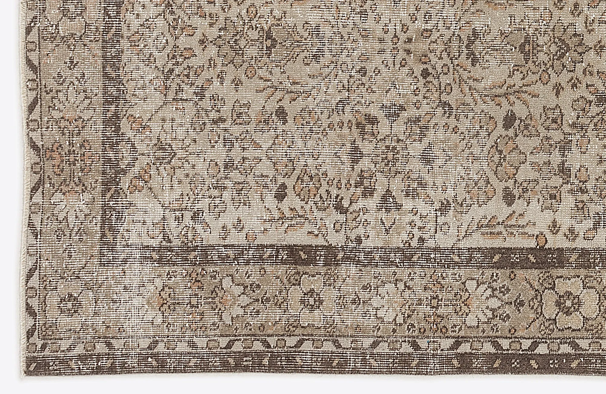 Retro Design Beige Over Dyed Vintage Rug 5'8'' x 9'1'' ft 173 x 278 cm