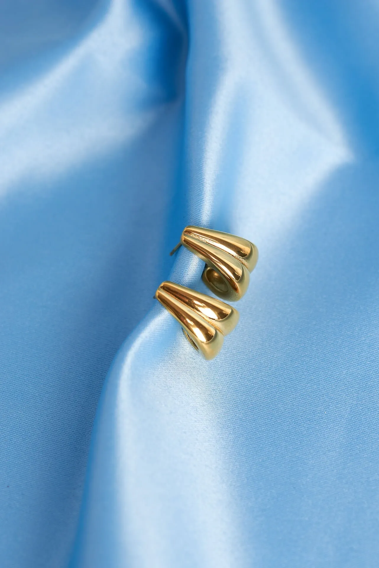 Retro Waterfall Hoops