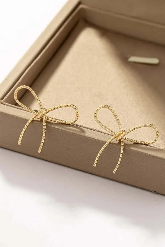 Rope Wire Bow Tie Earrings in Gold